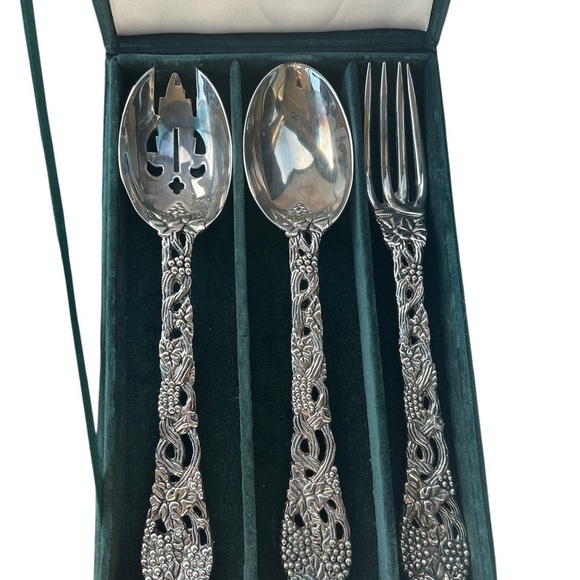Gorgeous Vintage Neiman Marcus Silver Servinf Set - Picture 2 of 2